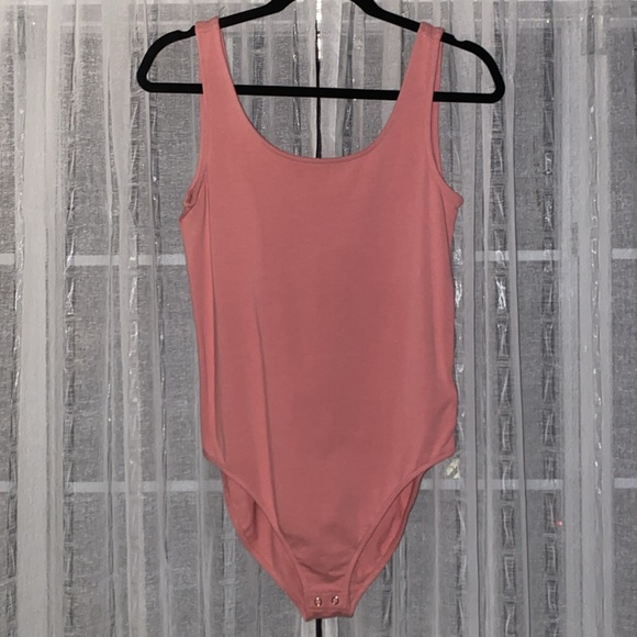 Gap scoop neck bodysuit, size small - Picture 3 of 6